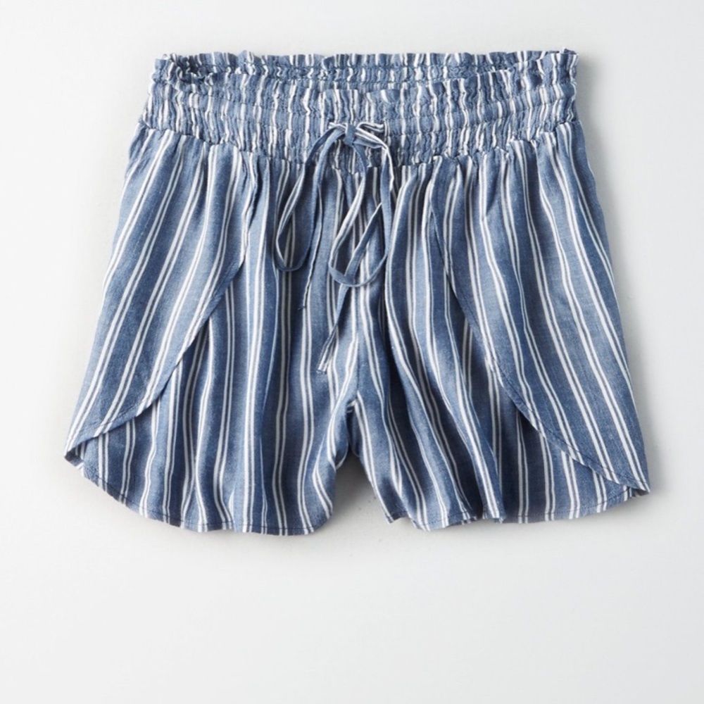 American eagle stripped dolphin shorts